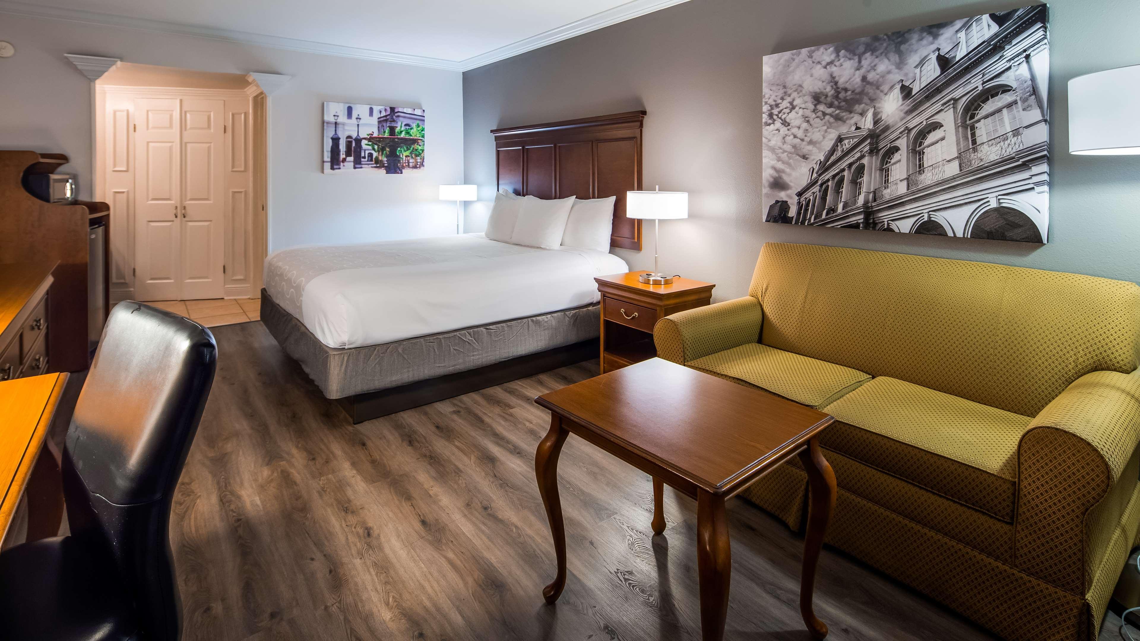 Best Western Plus Westbank Harvey Exterior photo