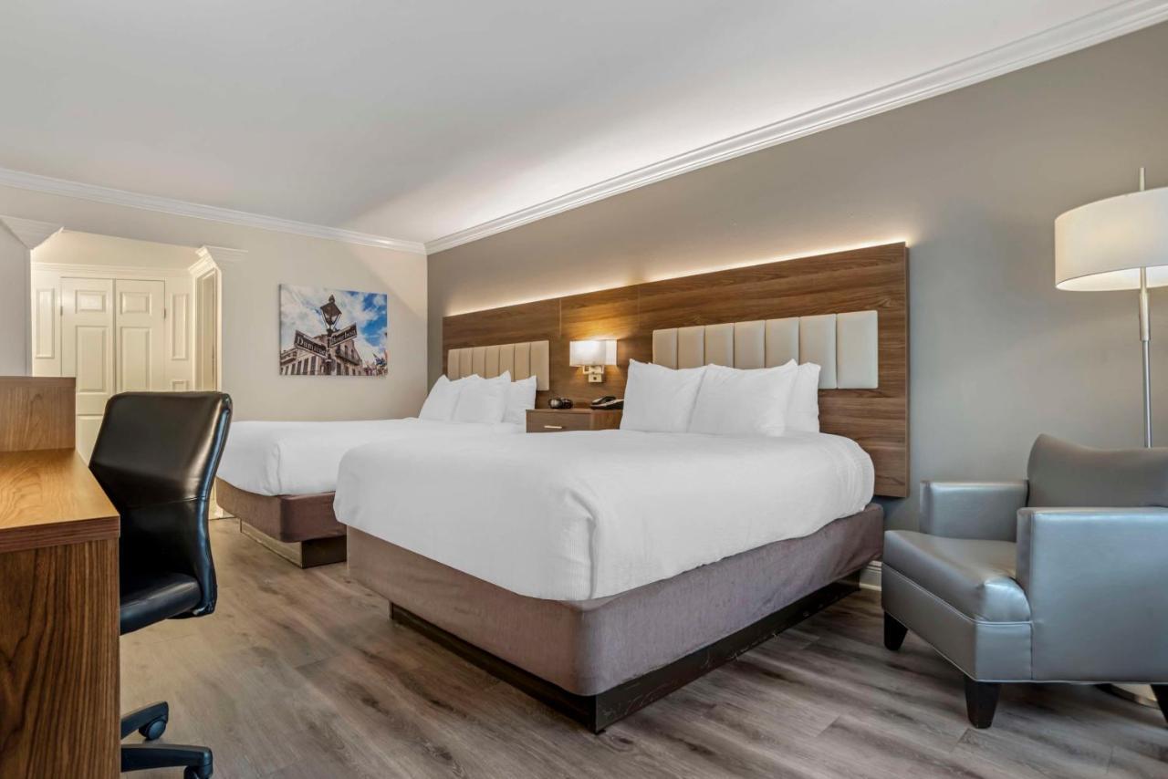 Best Western Plus Westbank Harvey Exterior photo